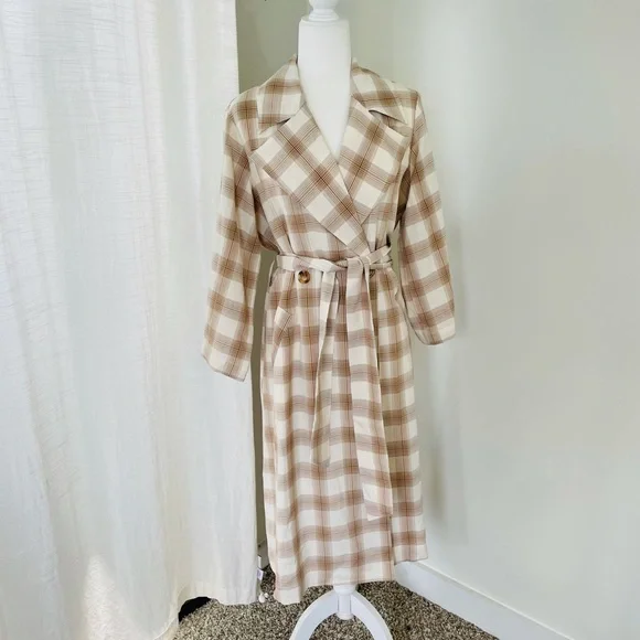 Cara Santana She Loves The Attention Plaid Trench - Picture 5 of 14